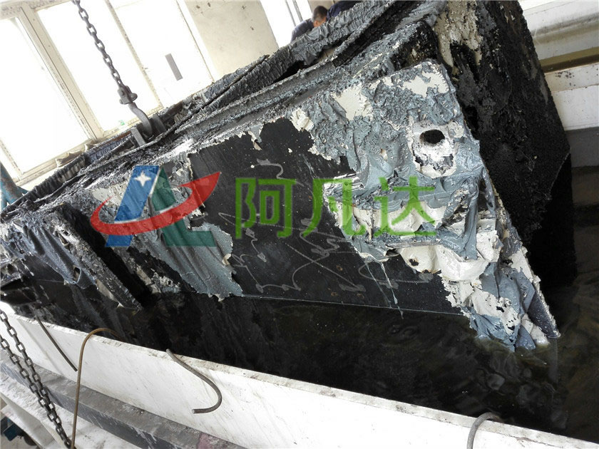 脫漆劑現(xiàn)場應(yīng)用圖片