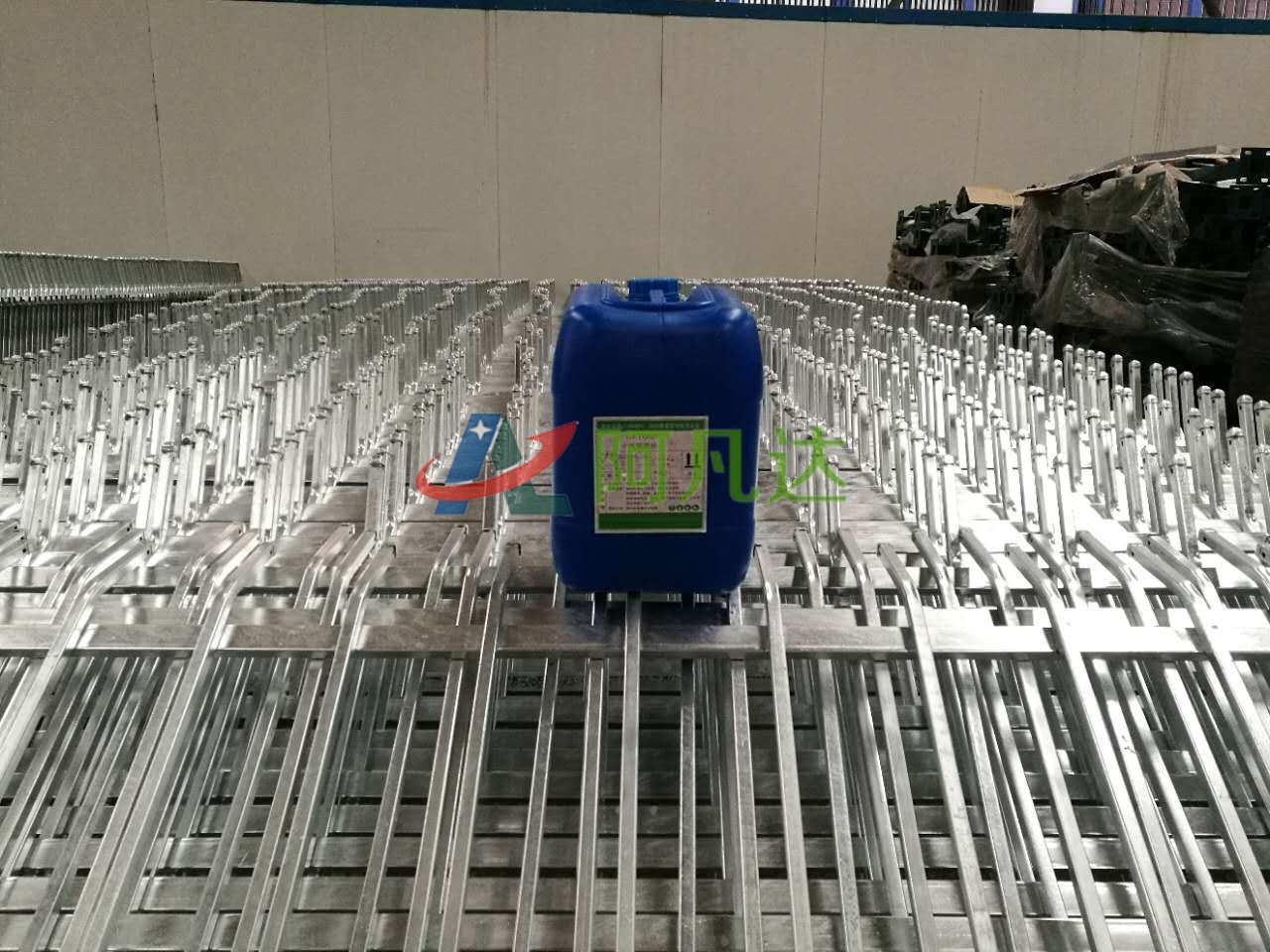 脫漆劑使用現(xiàn)場應(yīng)用